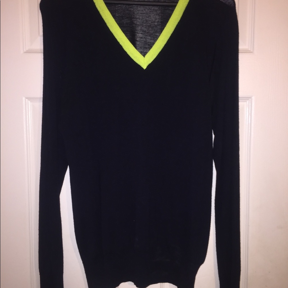 🆕️ Marc Jacobs V-neck Sweater Made in Italy 🇮🇹